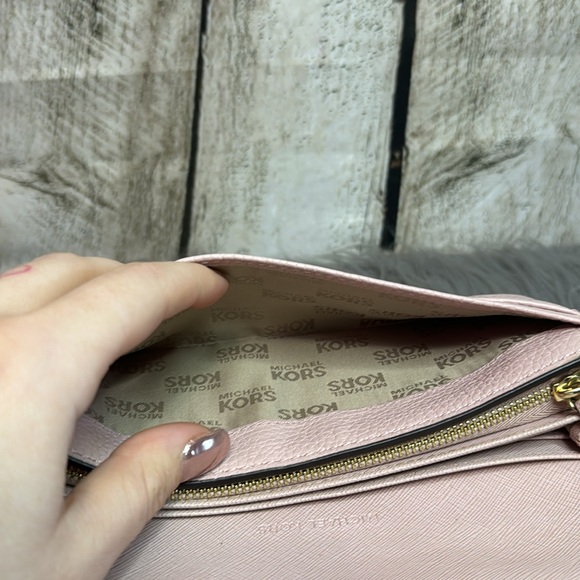 MICHAEL KORS - Wallet - Picture 9 of 15